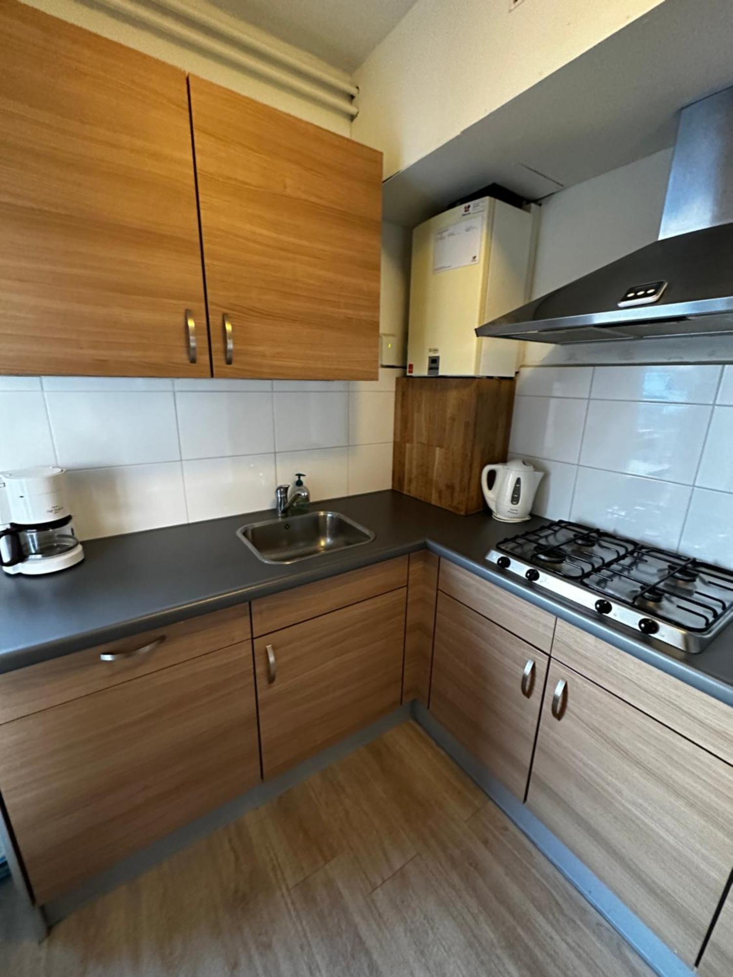 Appartamento Lovely 2-bedroom With Balcony *